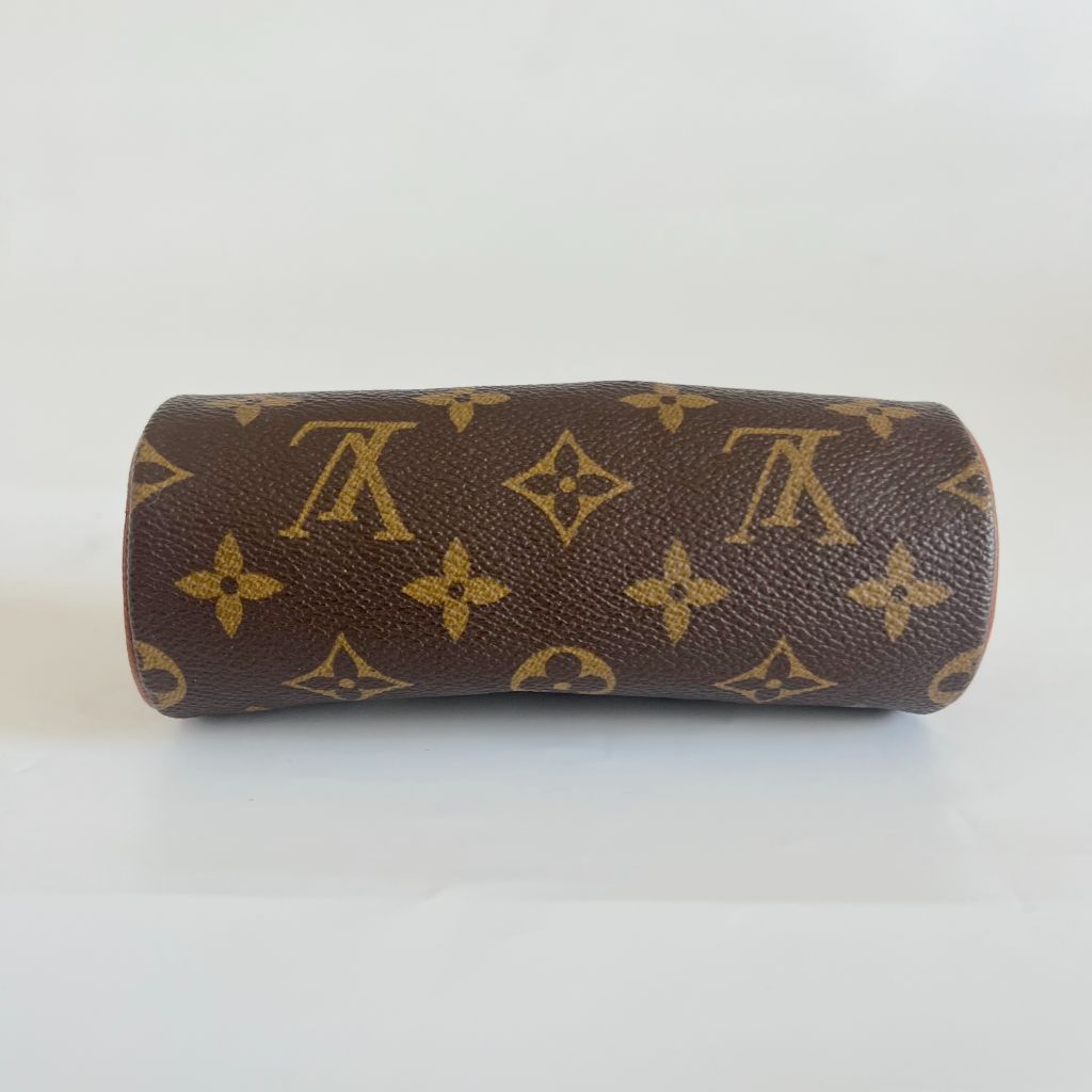 Louis Vuitton brown monogram quilted shoulder bag - BOPF