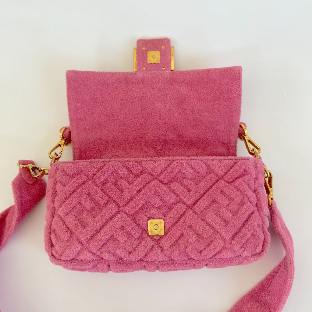Baguette cloth handbag Fendi Pink in Cloth - 36064609