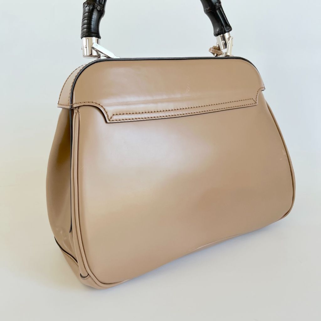 Gucci Beige Leather Lady Lock Bamboo Top Handle Bag