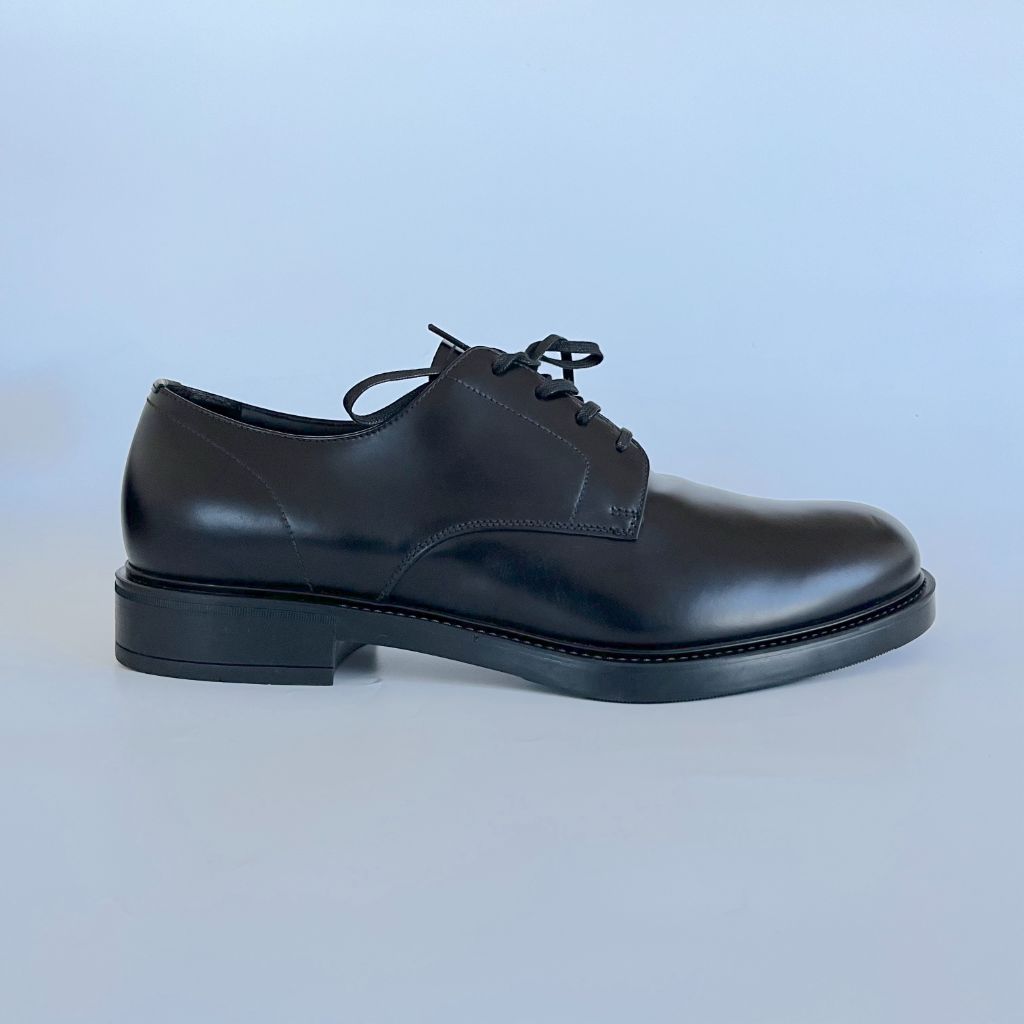 Prada black leather lace up derby oxfords, UK10.5
