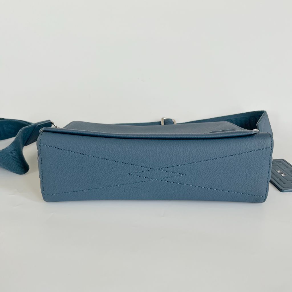 Authentic Louis Vuitton blue LV cup Mssenger shoulder bag
