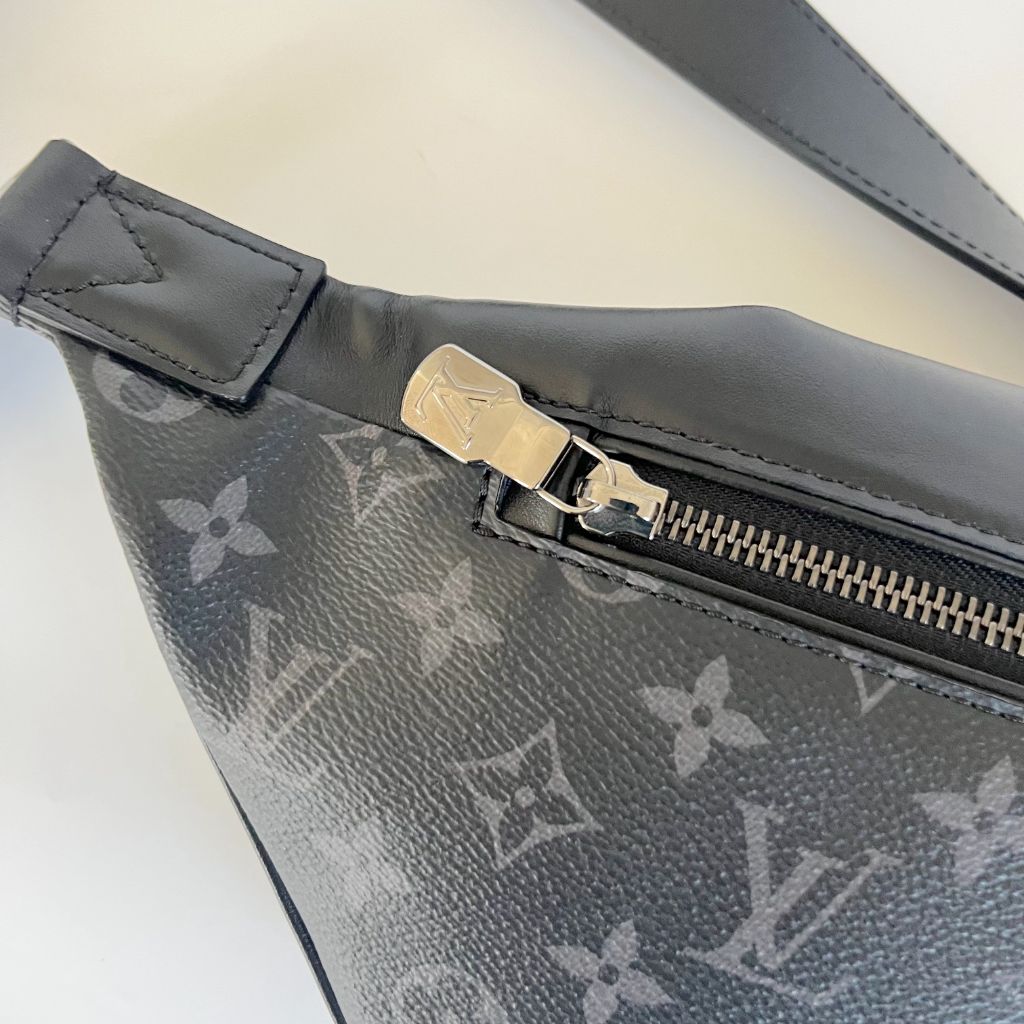 Louis Vuitton Discovery Bumbag Monogram Eclipse BOPF Business