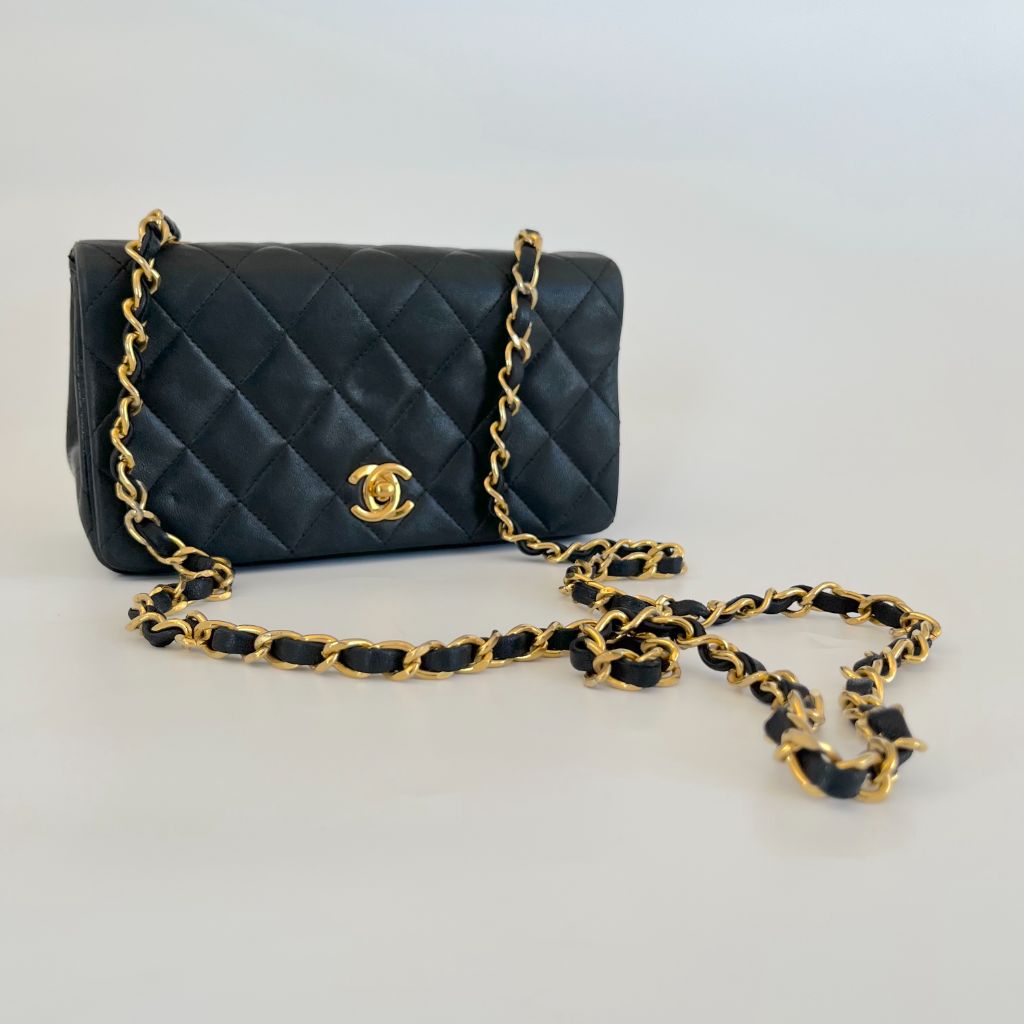 Chanel Mademoiselle black leather quilted shoulder bag