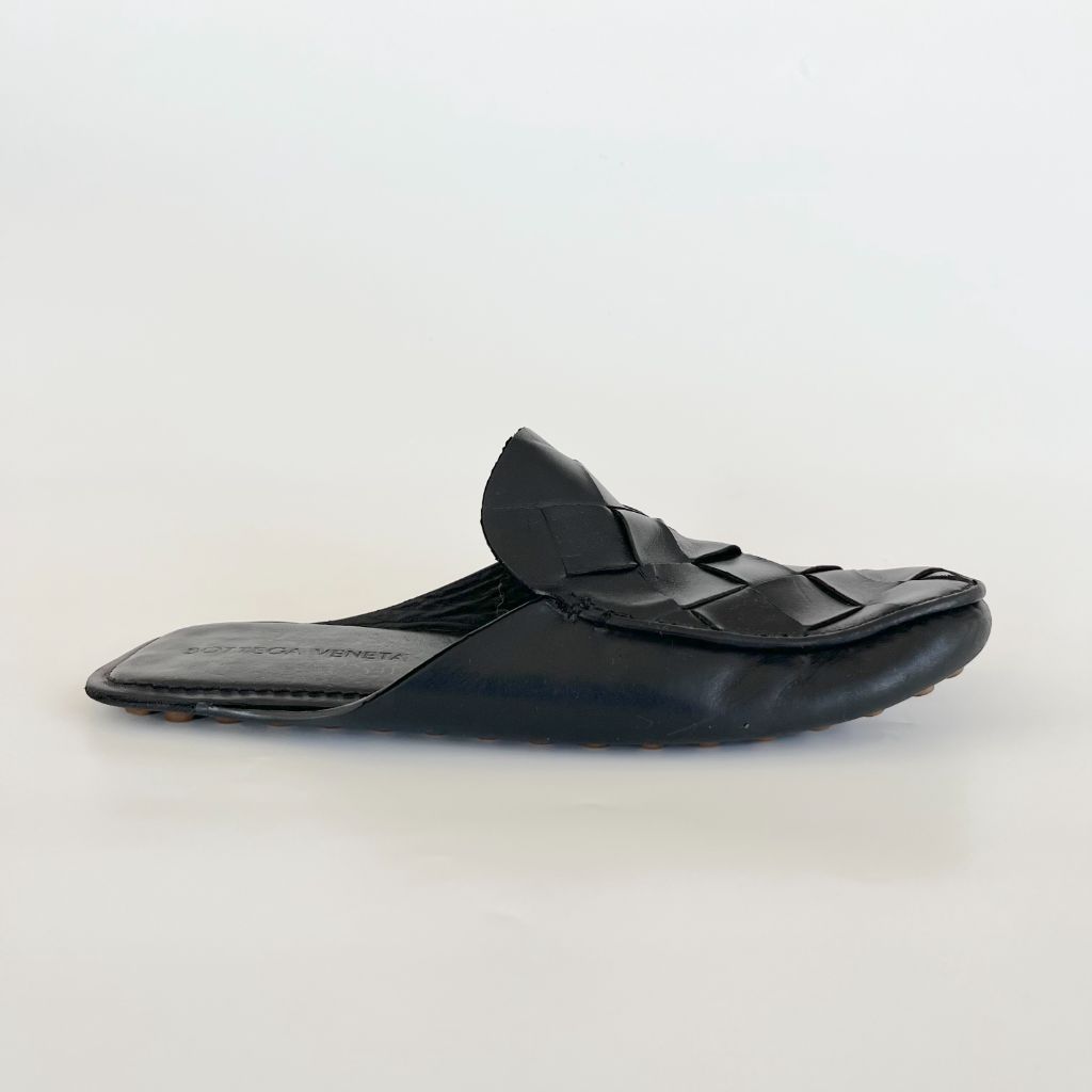 Bottega Veneta open black large intrecciato woven slippers, EU 41