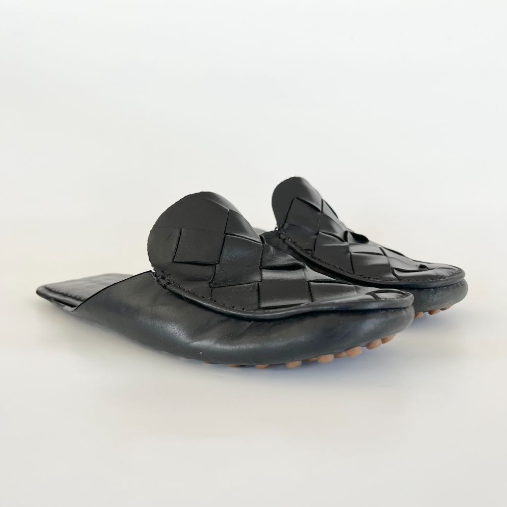 Bottega Veneta open black large intrecciato woven slippers, EU 41