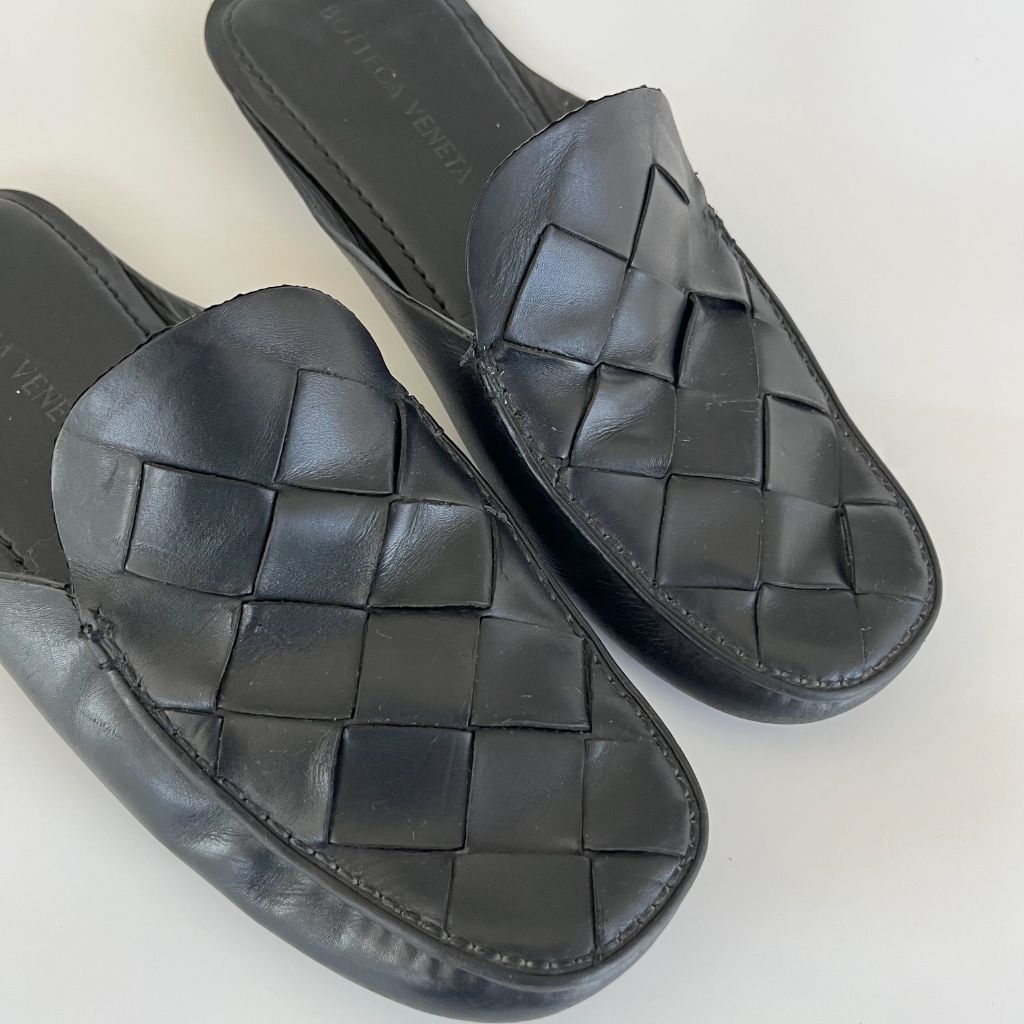 Bottega Veneta open black large intrecciato woven slippers, EU 41