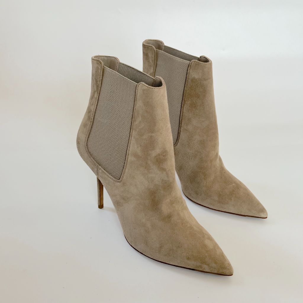 Burberry beige suede heeled boots, 36