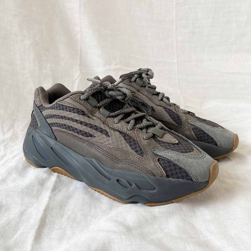 Adidas yeezy 700 v2 geode brown running shoes Clearance
