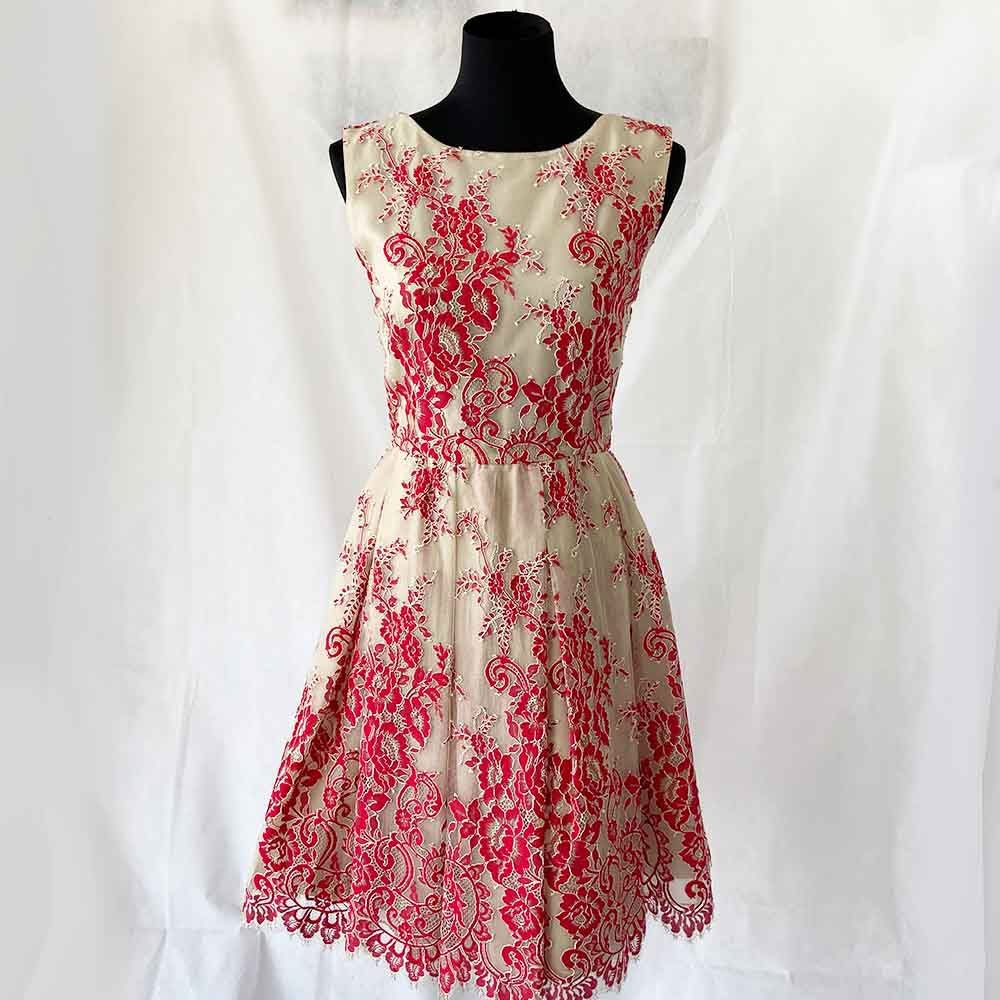 Alice & Olivia red embrodered pleated dress - BOPF | Business of Preloved Fashion Alice & Olivia red embrodered pleated dress - BOPF | Business of Preloved Fashion