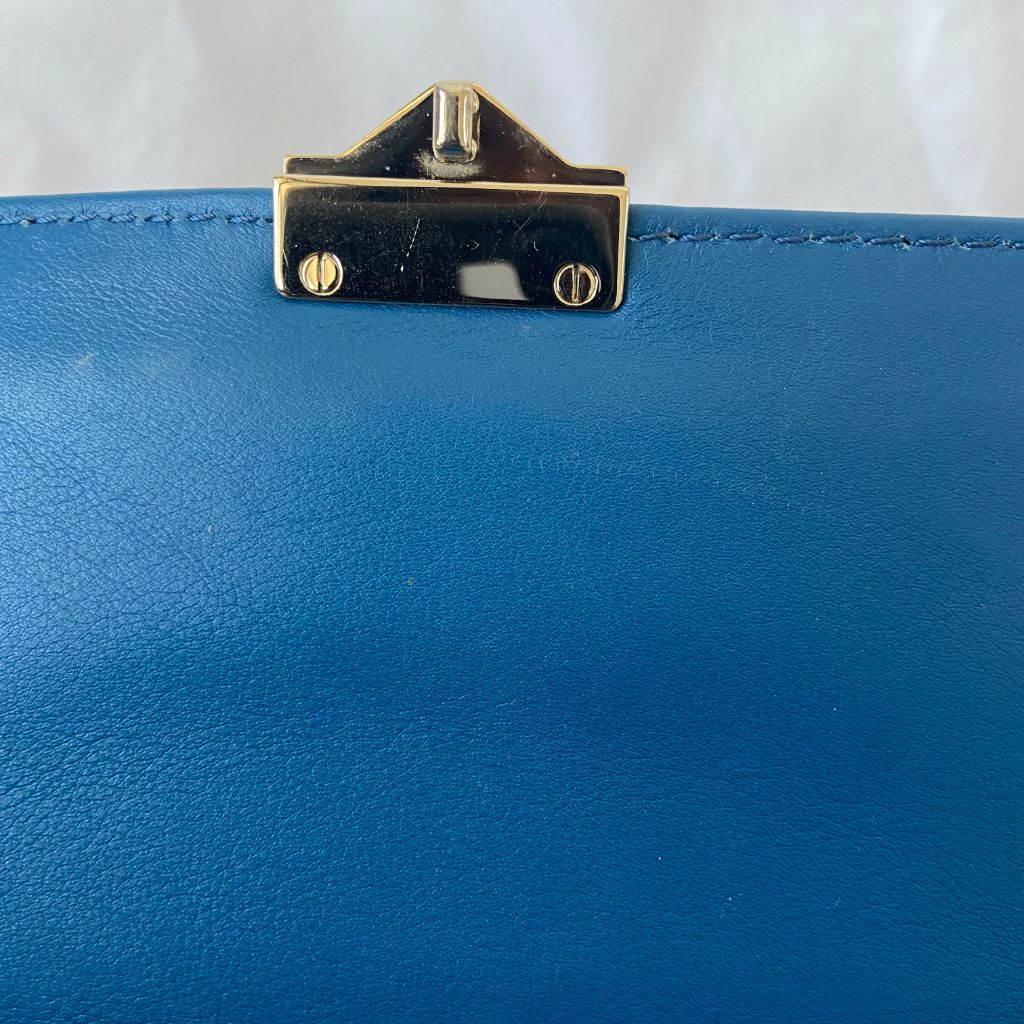 Glam lock leather crossbody bag Valentino Garavani Blue in Leather -  35731328