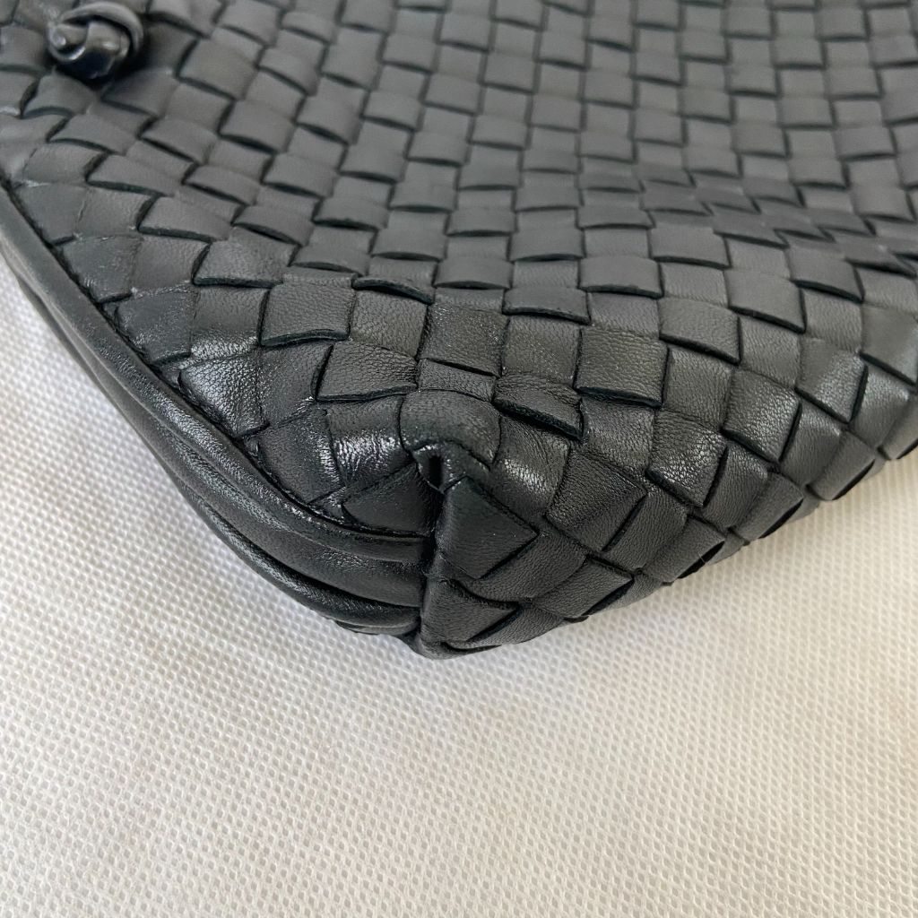 Black Bottega Veneta Intrecciato Nodini Crossbody Bag – Designer Revival