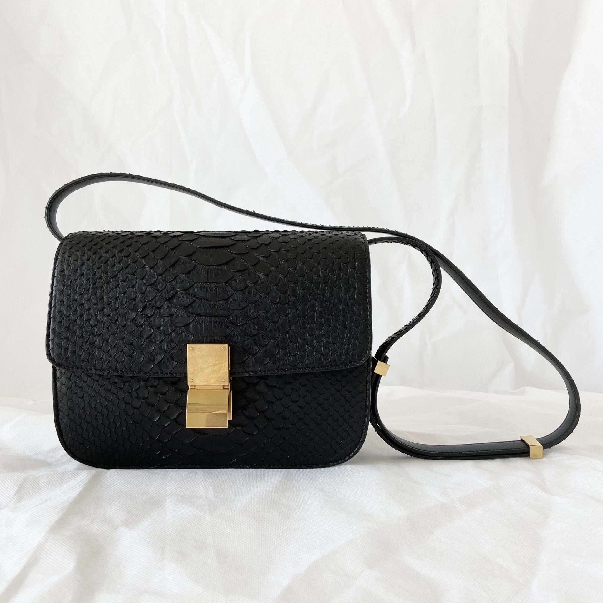 Celine Black/Beige Python and Leather Medium Classic Box Shoulder Bag Celine