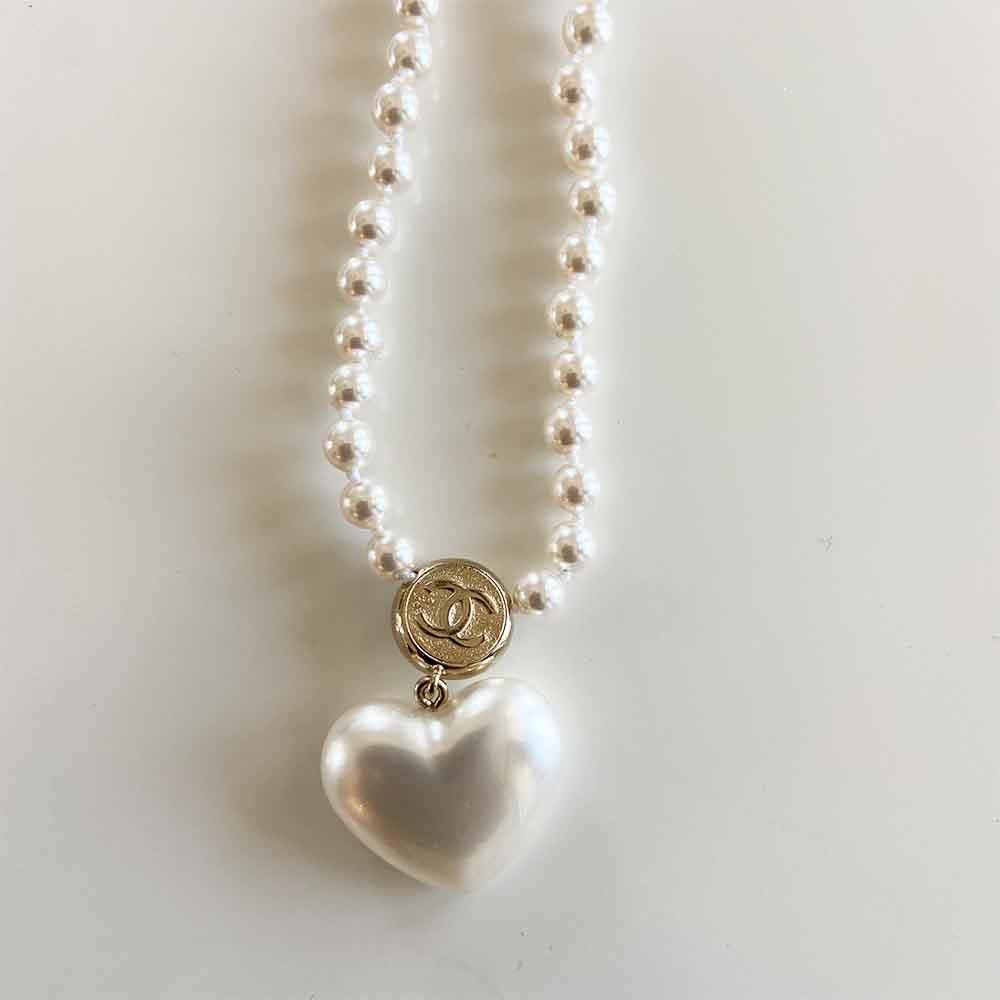 Chanel 21B Heart Pearl White Crystal CC Necklace - BOPF | Business of Preloved Fashion