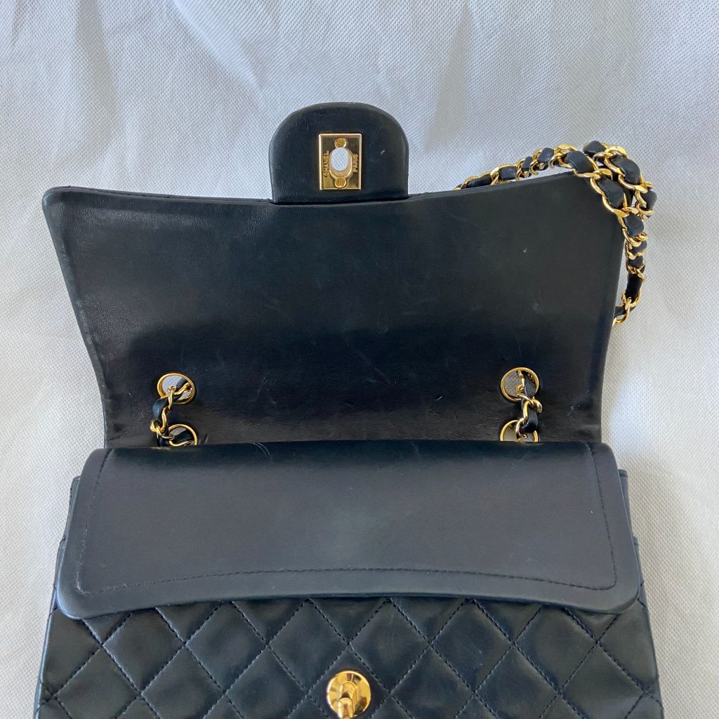Chanel Black Lambskin Vintage Flapbag - BOPF