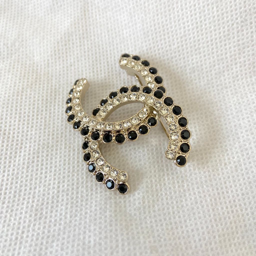 Chanel large Light Gold, Black and Crystal brooch - BOPF | Business of Preloved Fashion
