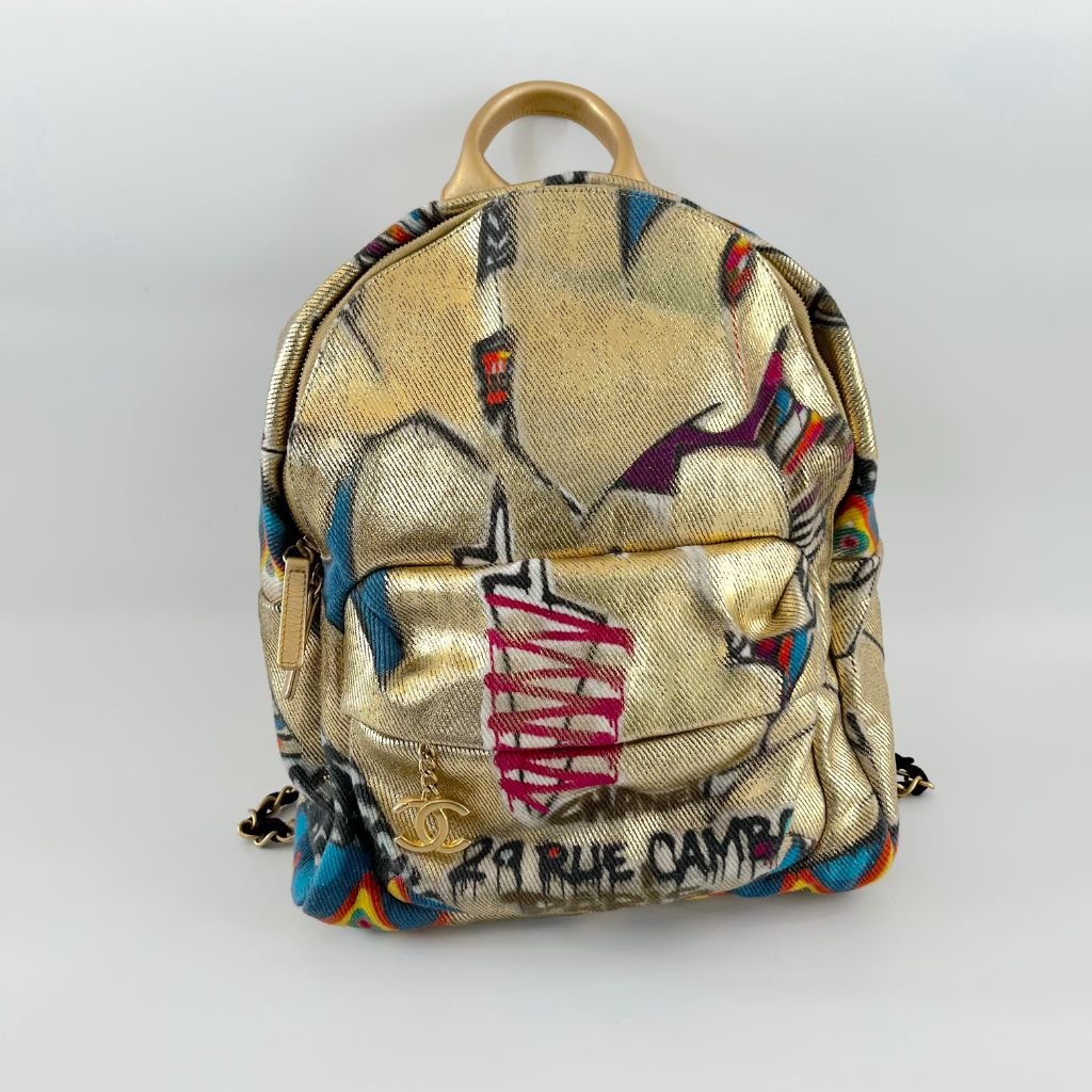 Chanel Paris New-York Street Spirit backpack - BOPF | Business of Preloved Fashion