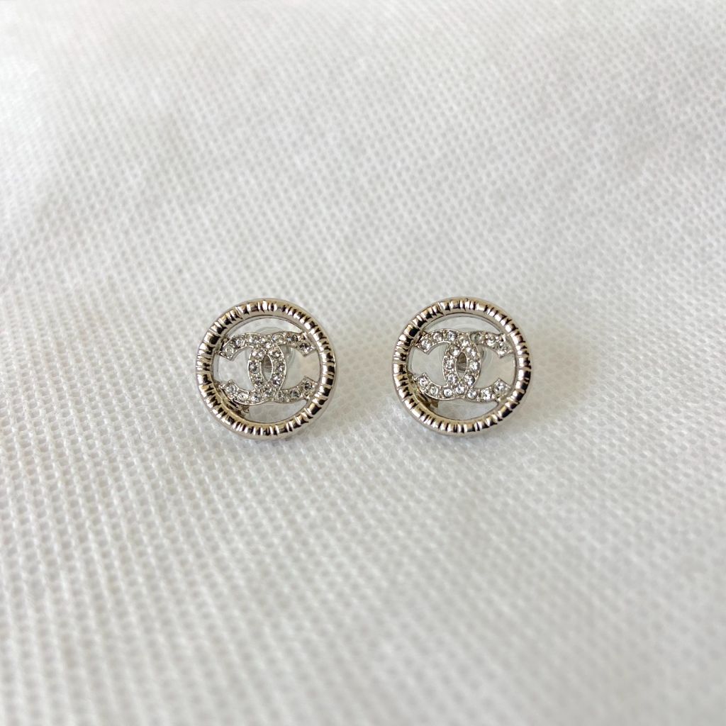 Chanel Crystal & Silver Earrings – REDELUXE