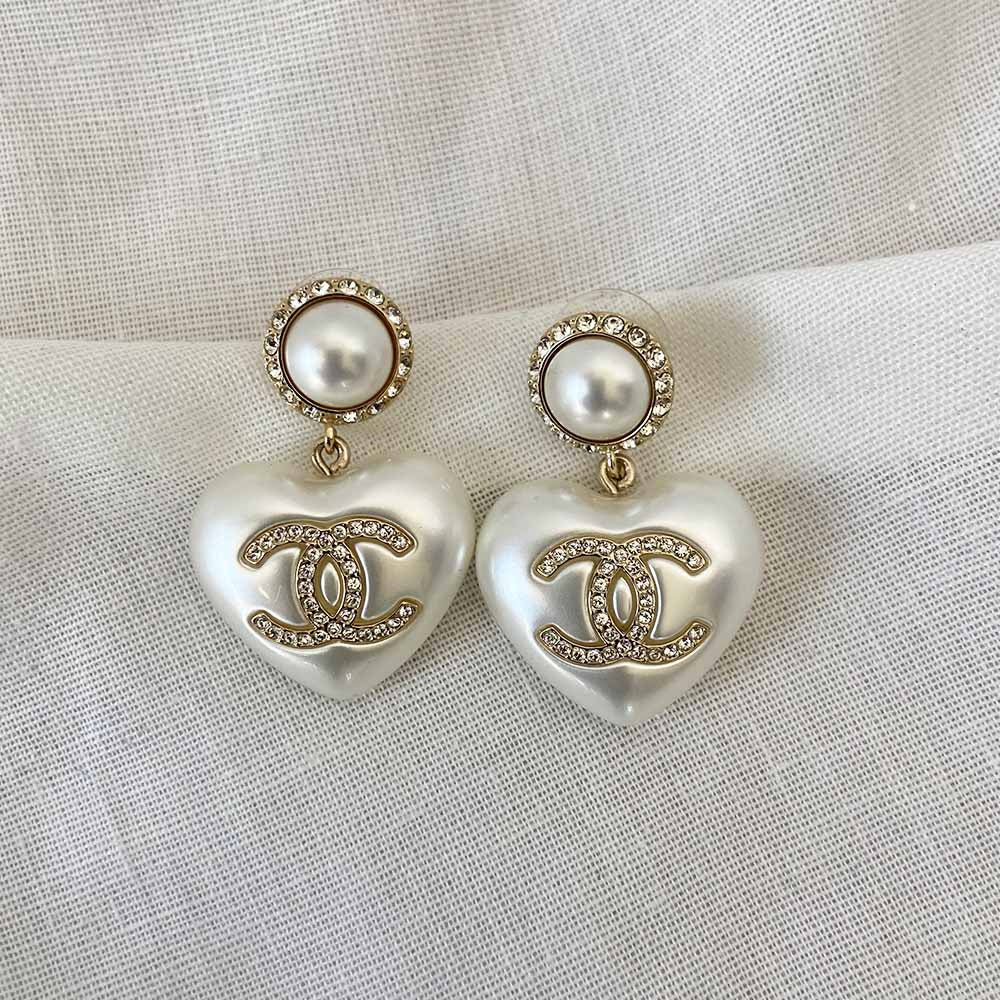 Chanel white pearl heart earring white - BOPF | Business of Preloved Fashion