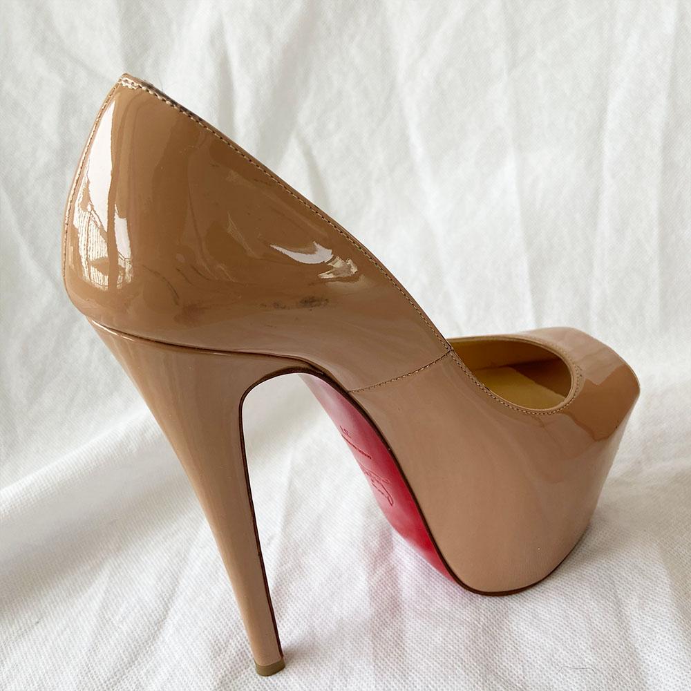 Christian Louboutin - Authenticated Daffodile Heel - Leather Black Plain for Women, Good Condition
