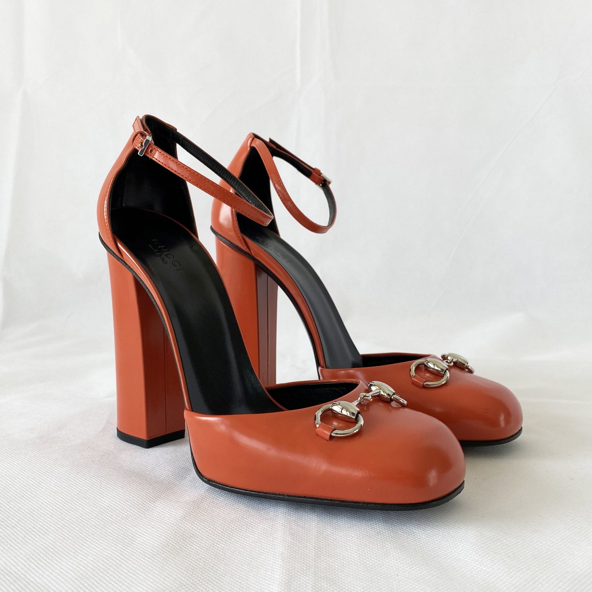Gucci Dark Orange Square Patent Leather Horsebit Pumps - BOPF