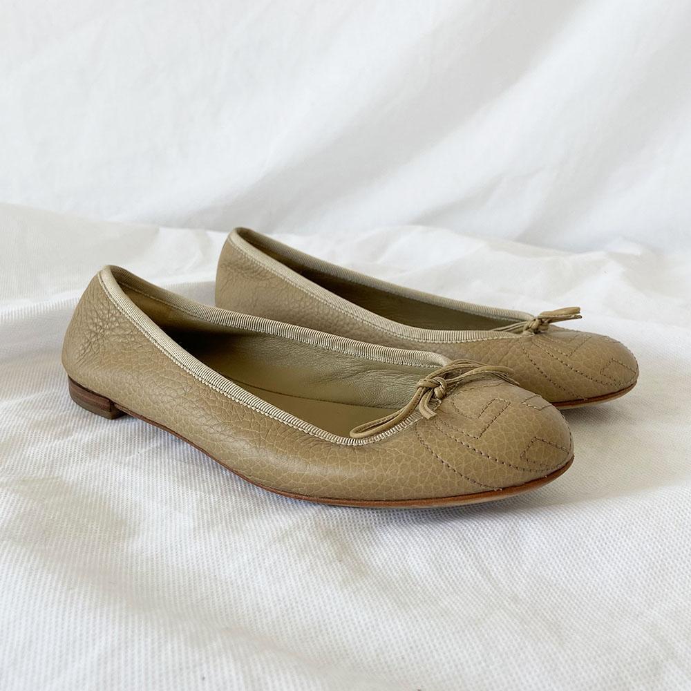 Gucci Nude Soho Cream/Nude Leather Ballerina Flats - BOPF | Business of Preloved Fashion