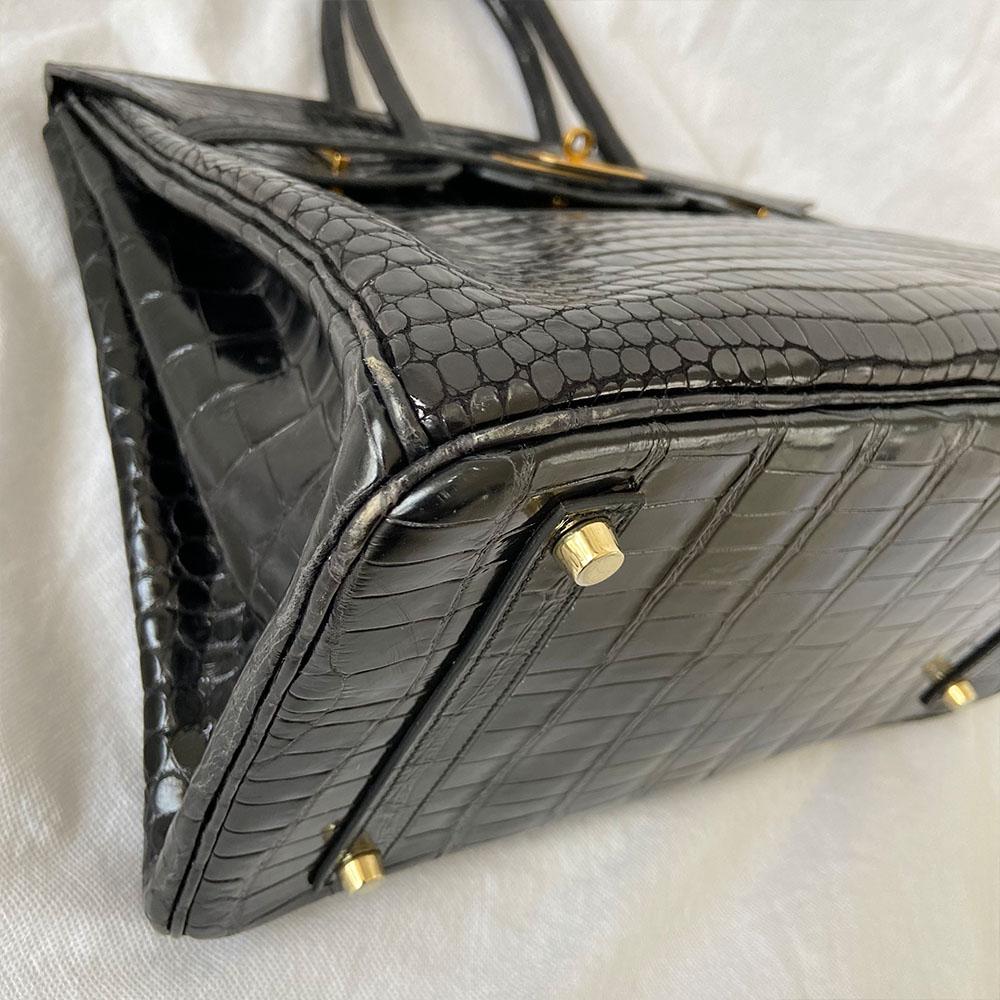 Hermès Black Shiny Porosus Crocodile Leather Gold Hardware Birkin