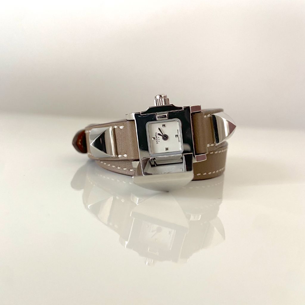 Hermes Medor Watch Preloved Hermès Pre-Loved Medor Quartz Watch | Story + Rain main image 4