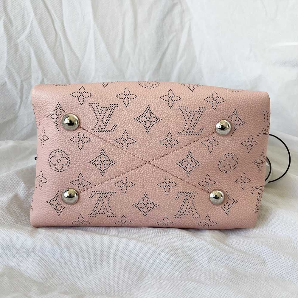 Louis Vuitton Bella Bucket Bag Mahina Leather Pink 8370021