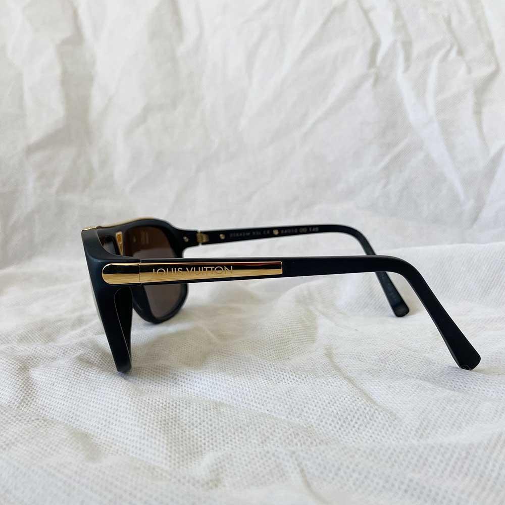 Louis Vuitton LV Rise Square Sunglasses, Black, E