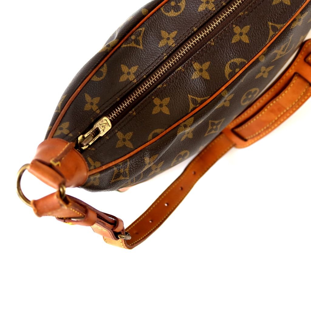 Louis Vuitton Boulogne 30 Shoulder Bag - BOPF | Business of Preloved Fashion