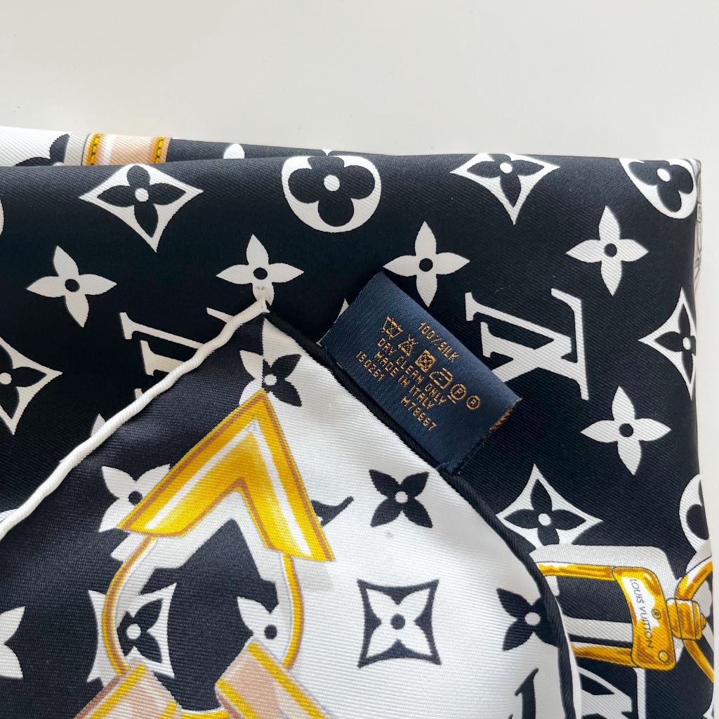 Louis Vuitton Confidential Square Scarf - BOPF | Business of Preloved Fashion