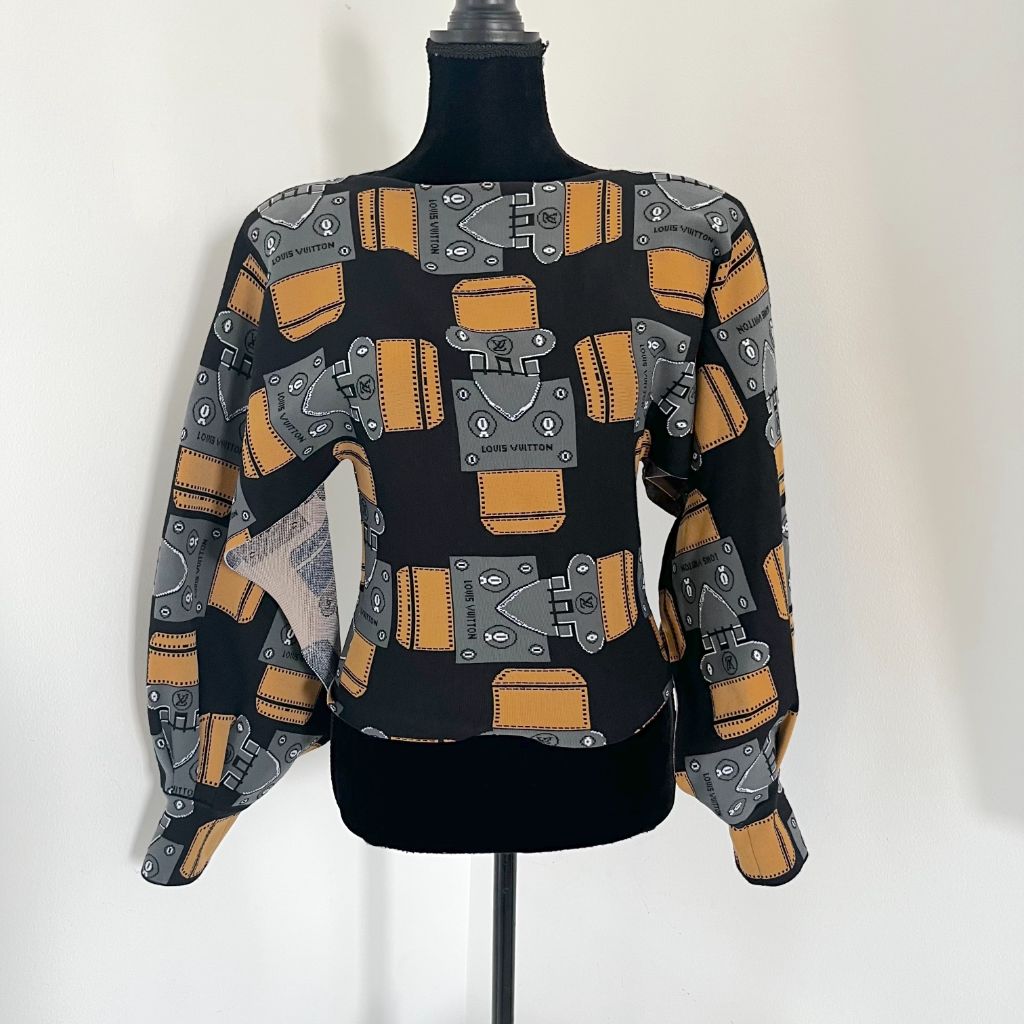 Louis Vuitton knit printed sweater - BOPF | Business of Preloved Fashion