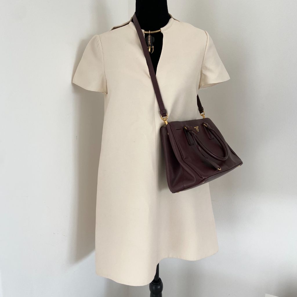 Prada Galleria Small Leather Tote Bag in Natural